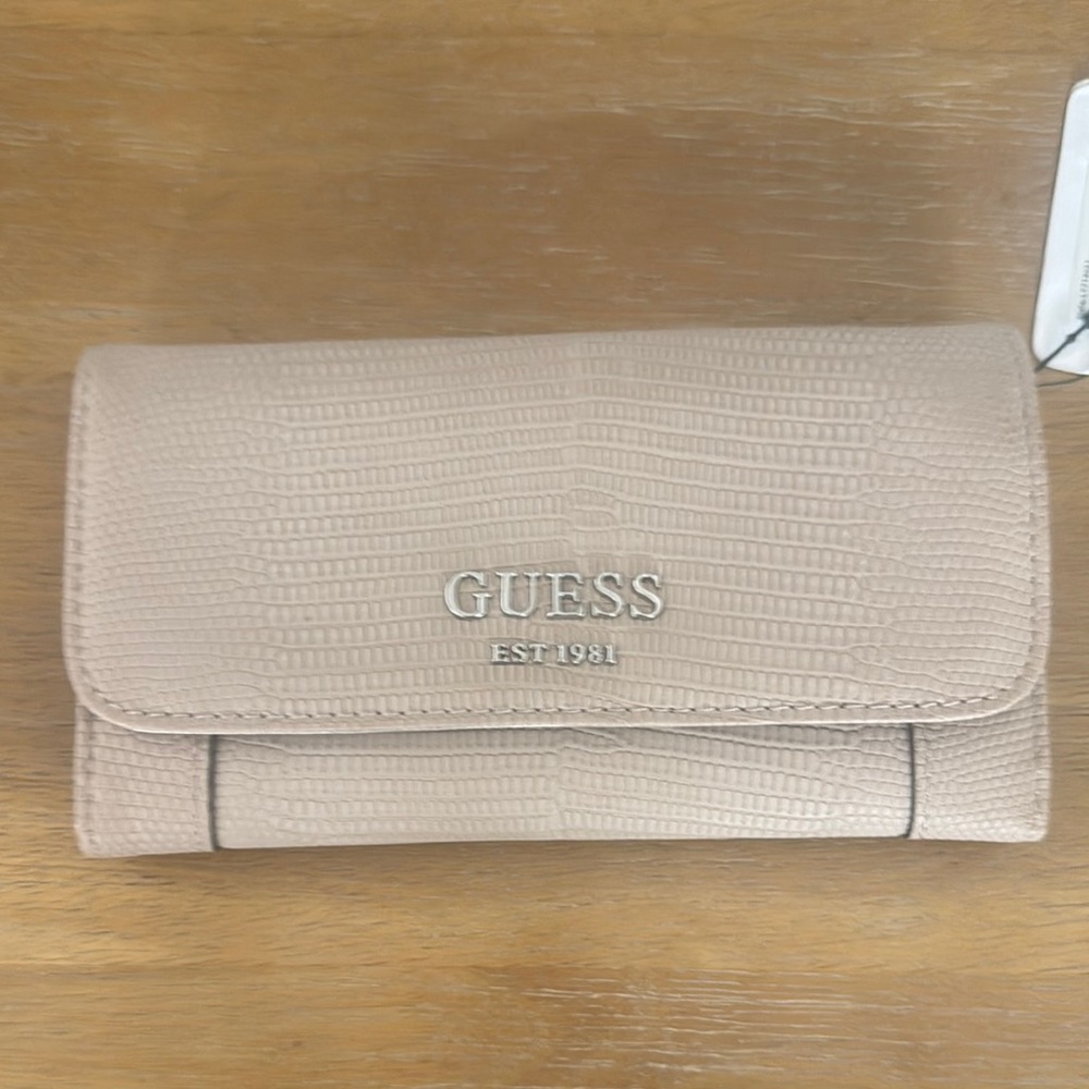 Guess Cream Continental Wallet
